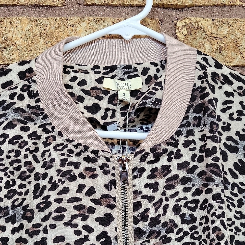 KORI Leopard Print Women's Lightweight Jacket Size Small New with Tags - Picture 8 of 9